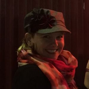 Meet your Posher, Laurie